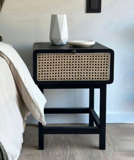 Mesa de luz con esterilla